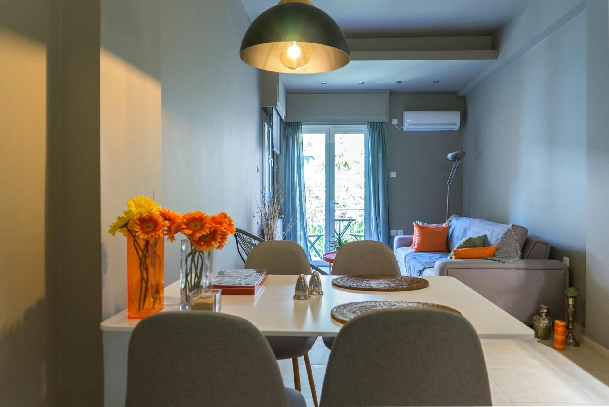 Athenian Vibe Apartment *