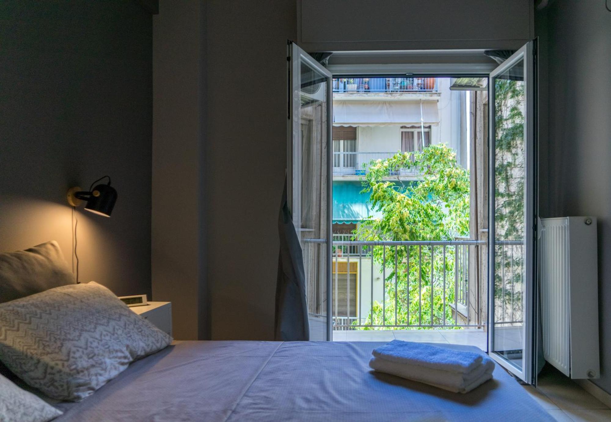 Athenian Vibe Apartment *